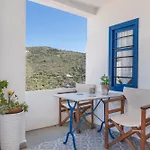 Anastasia The Traditional House Ioulis