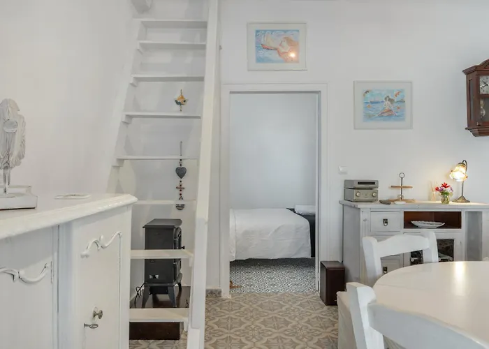 Anastasia The Traditional House Ioulis